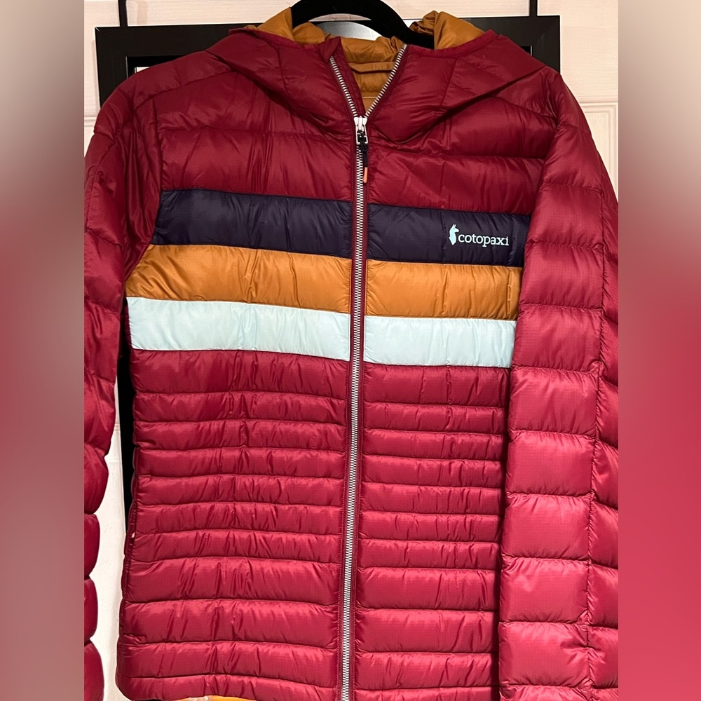 Cotopaxi Fuego Hooded Down Jacket - Women's